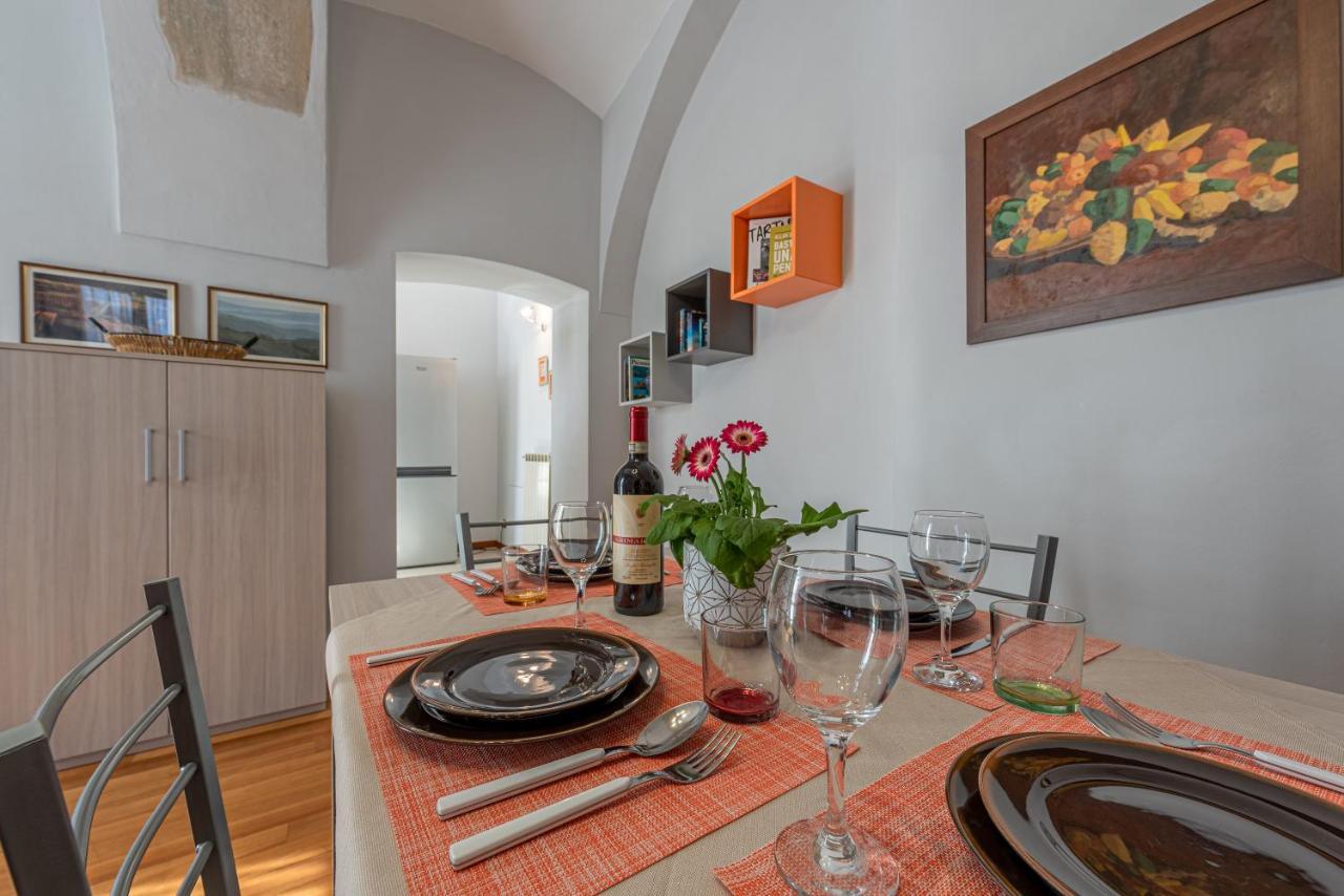 L'Antico Cedro Apartment Alba  Dış mekan fotoğraf