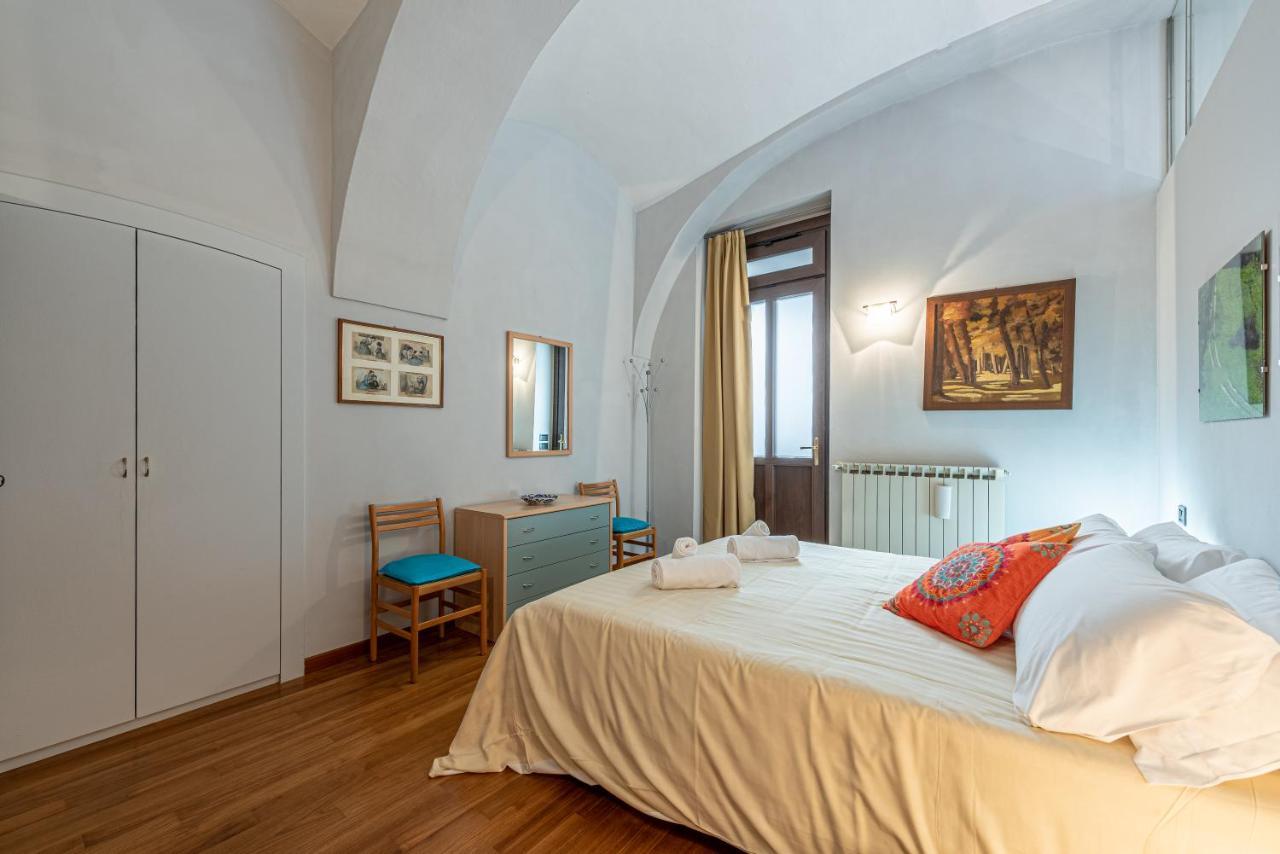 L'Antico Cedro Apartment Alba  Dış mekan fotoğraf
